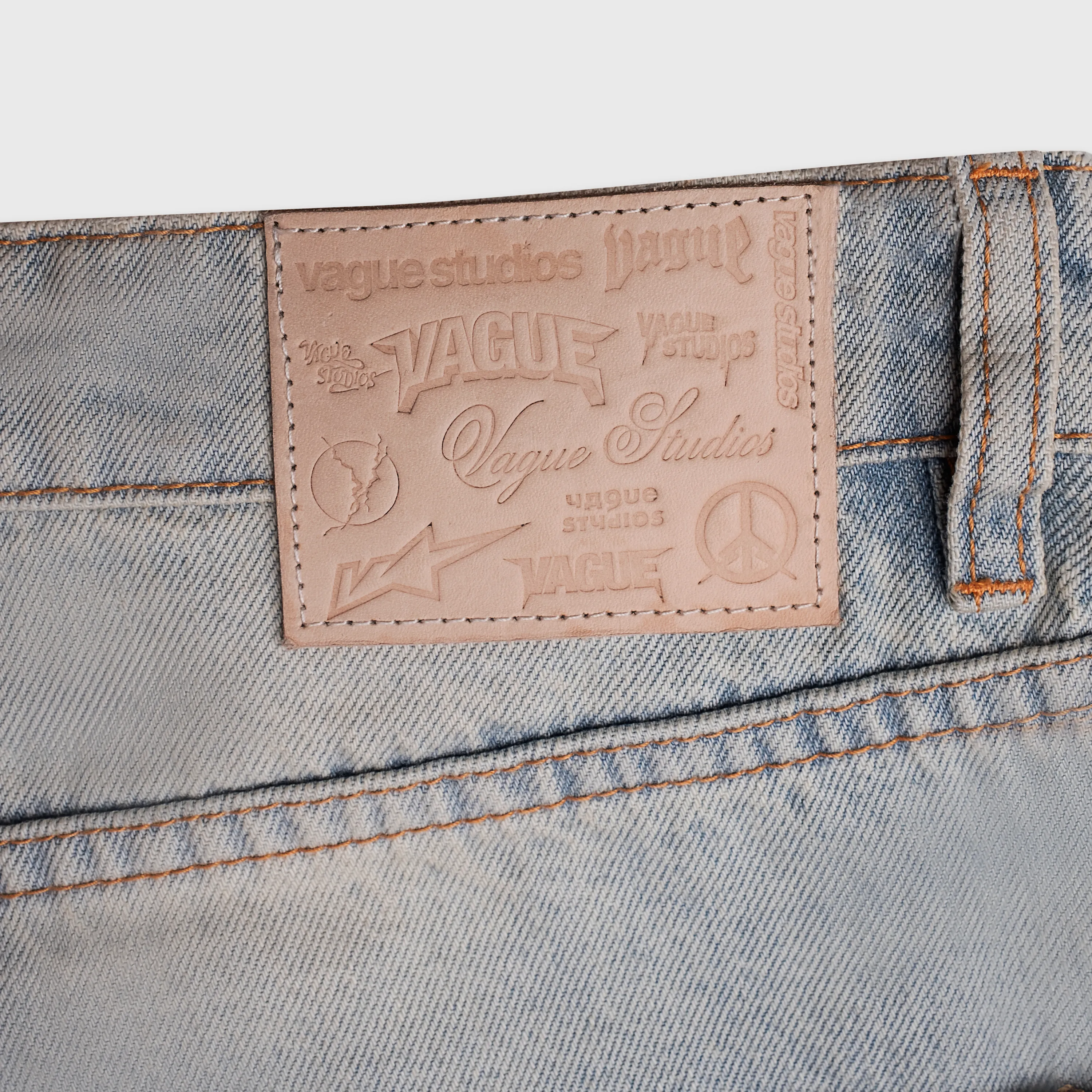 '85 STUDDED JORTS [LIGHT WASH]