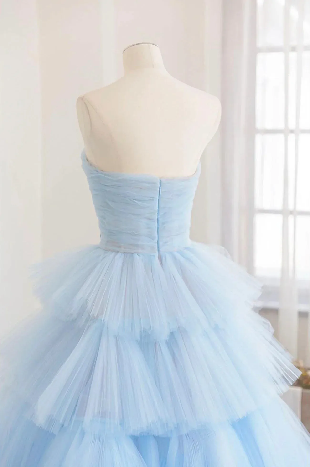 A-Line Strapless Blue Layers Tulle Long Prom Dresses