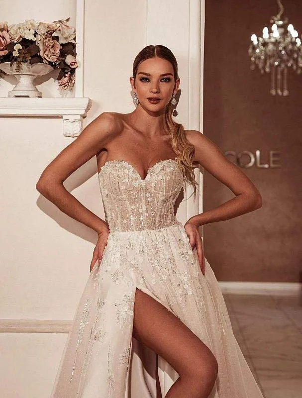 Strapless Sweetheart Neckline Lace Bodice A-line Wedding Dress