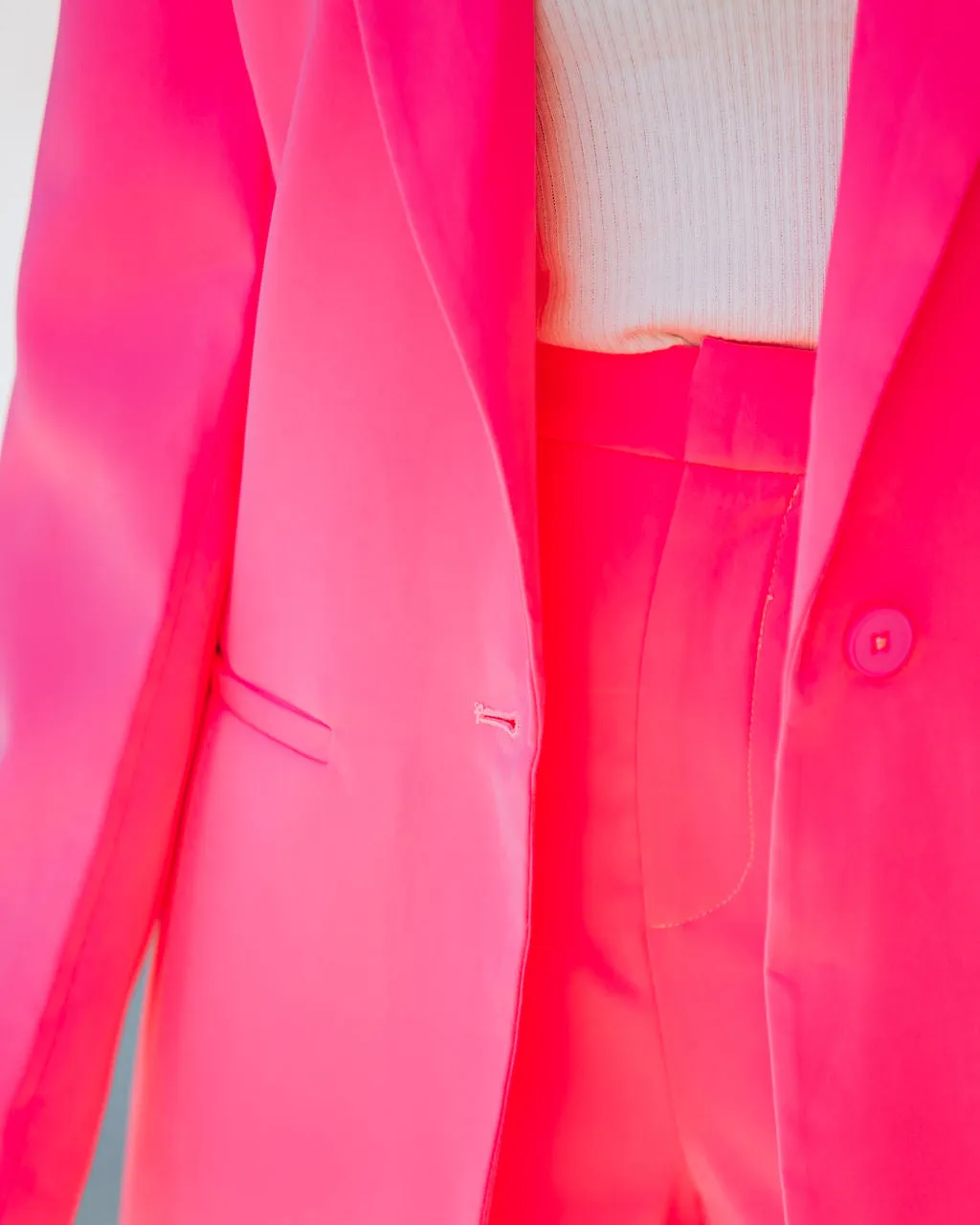 TastyHottie - Standards Pocketed Blazer - Neon Pink